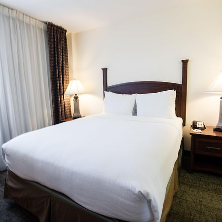 Staybridge Suites Austin Airport By Ihg Exterior foto